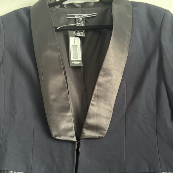 Ladies tuxedo jacket - Picture 2 of 4